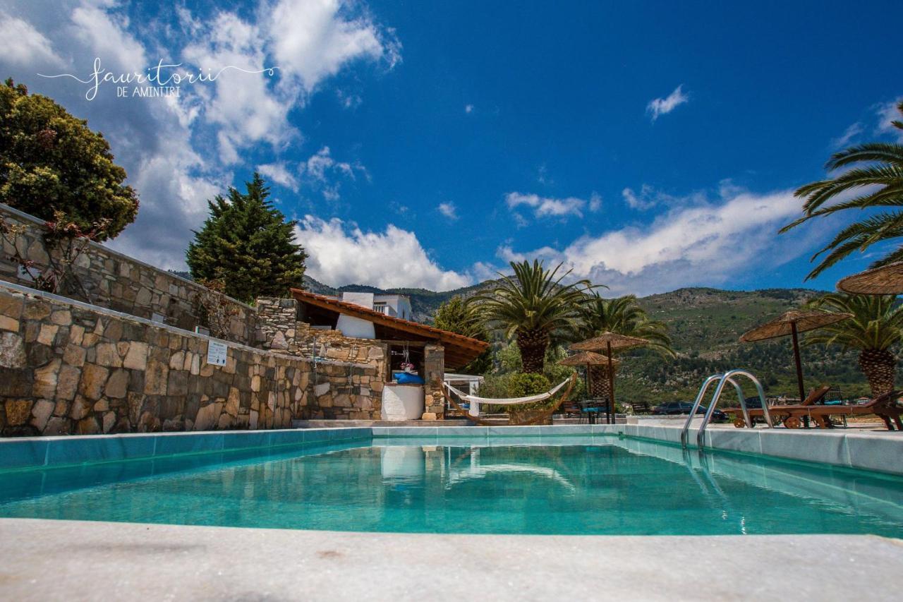 Kinira Beach Hotel Dış mekan fotoğraf