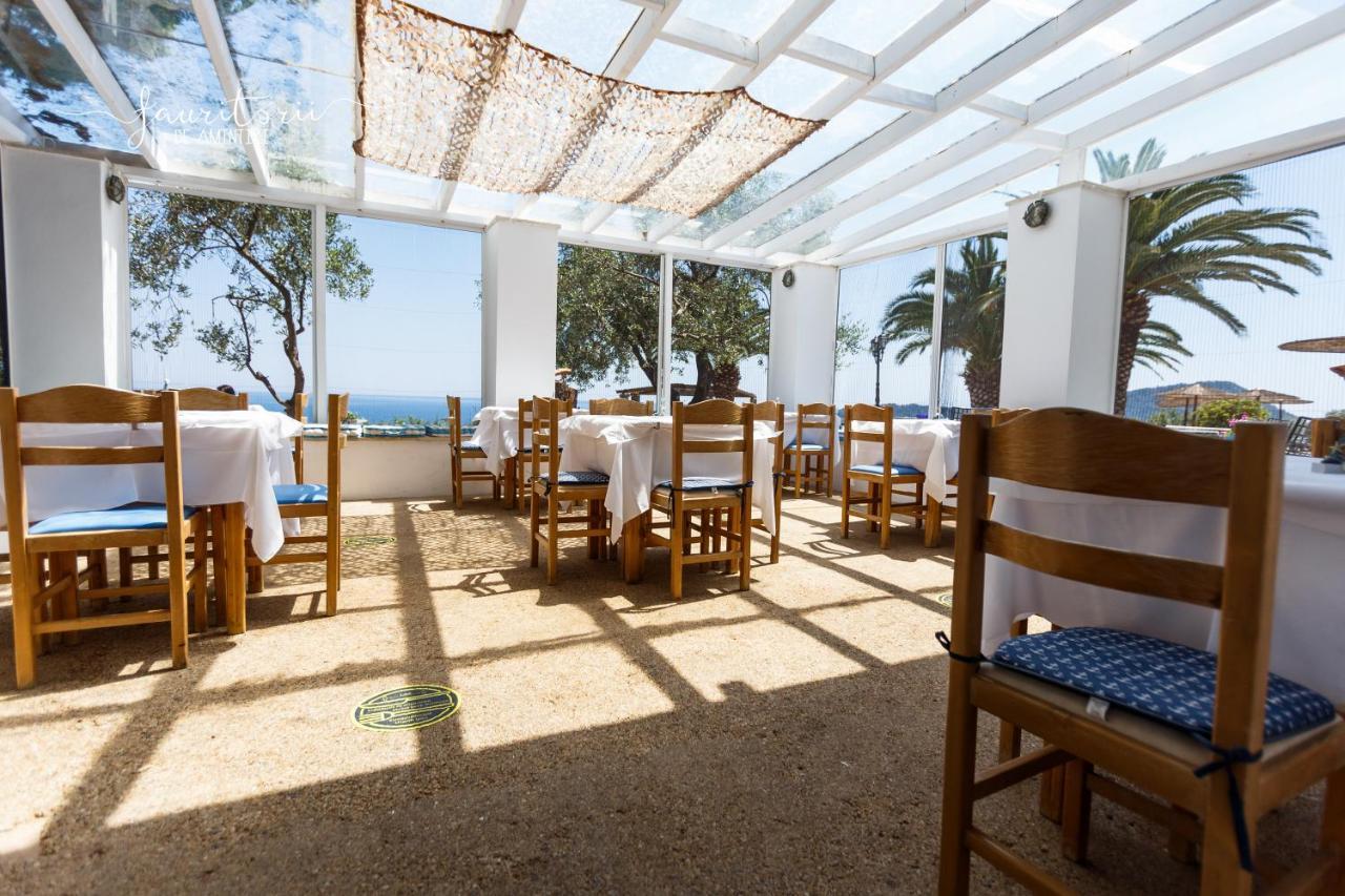 Kinira Beach Hotel Dış mekan fotoğraf