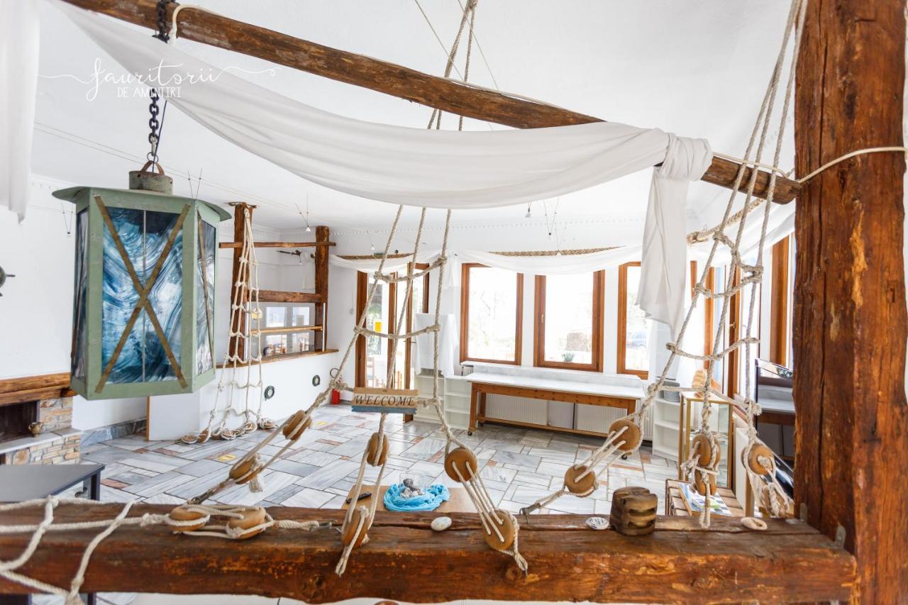 Kinira Beach Hotel Dış mekan fotoğraf