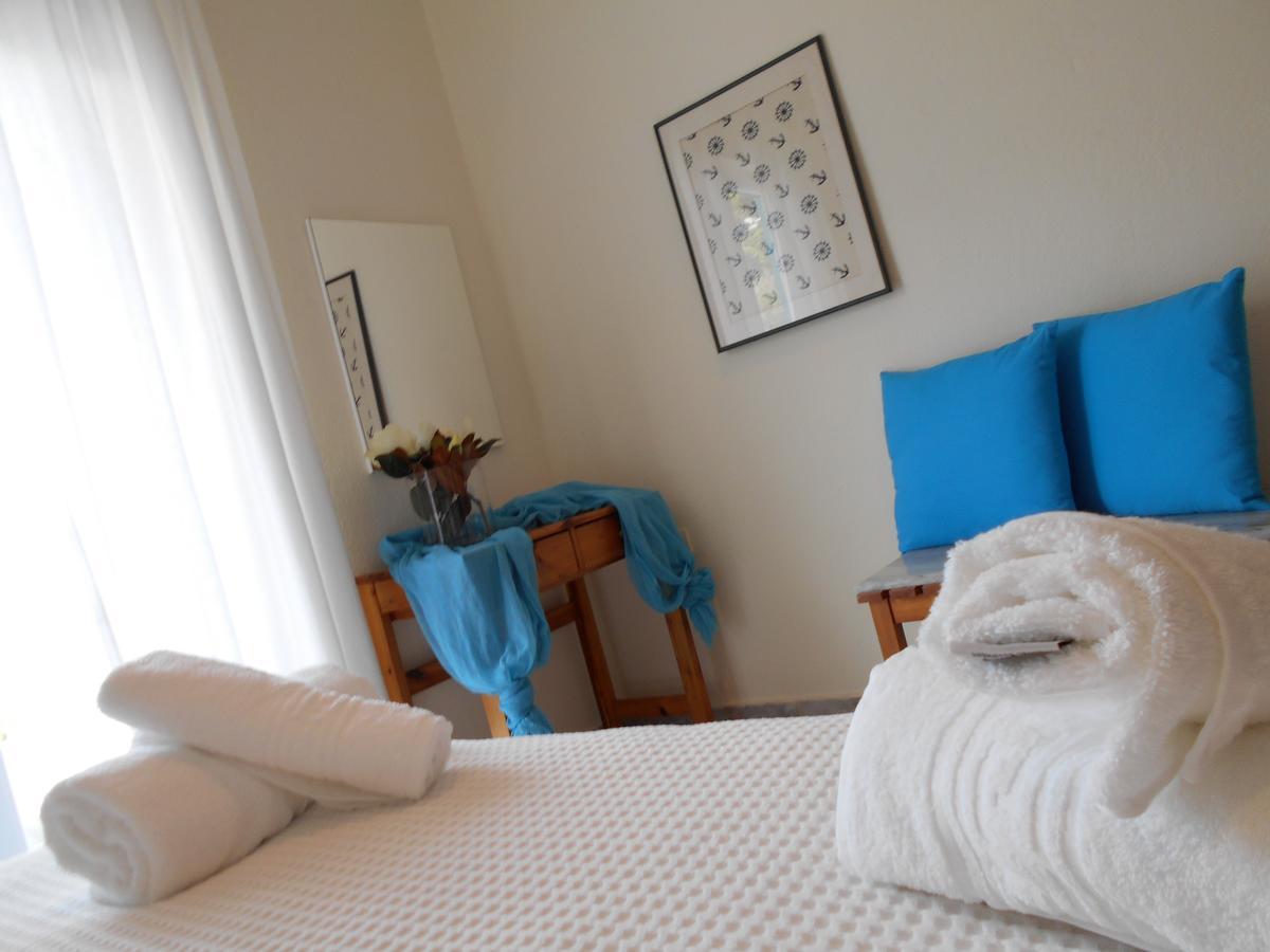 Kinira Beach Hotel Dış mekan fotoğraf