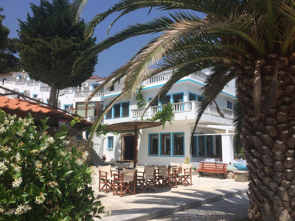 Kinira Beach Hotel Dış mekan fotoğraf
